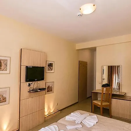 Deluxe With Pool And Wellness Steps To Beach * Sveti Vlas