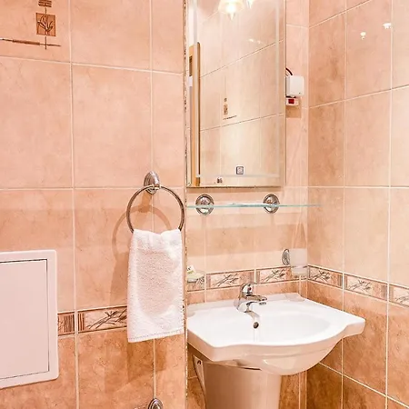 Deluxe With Pool And Wellness Steps To Beach Sveti Vlas