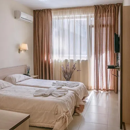 Deluxe With Pool And Wellness Steps To Beach Apartamento Sveti Vlas